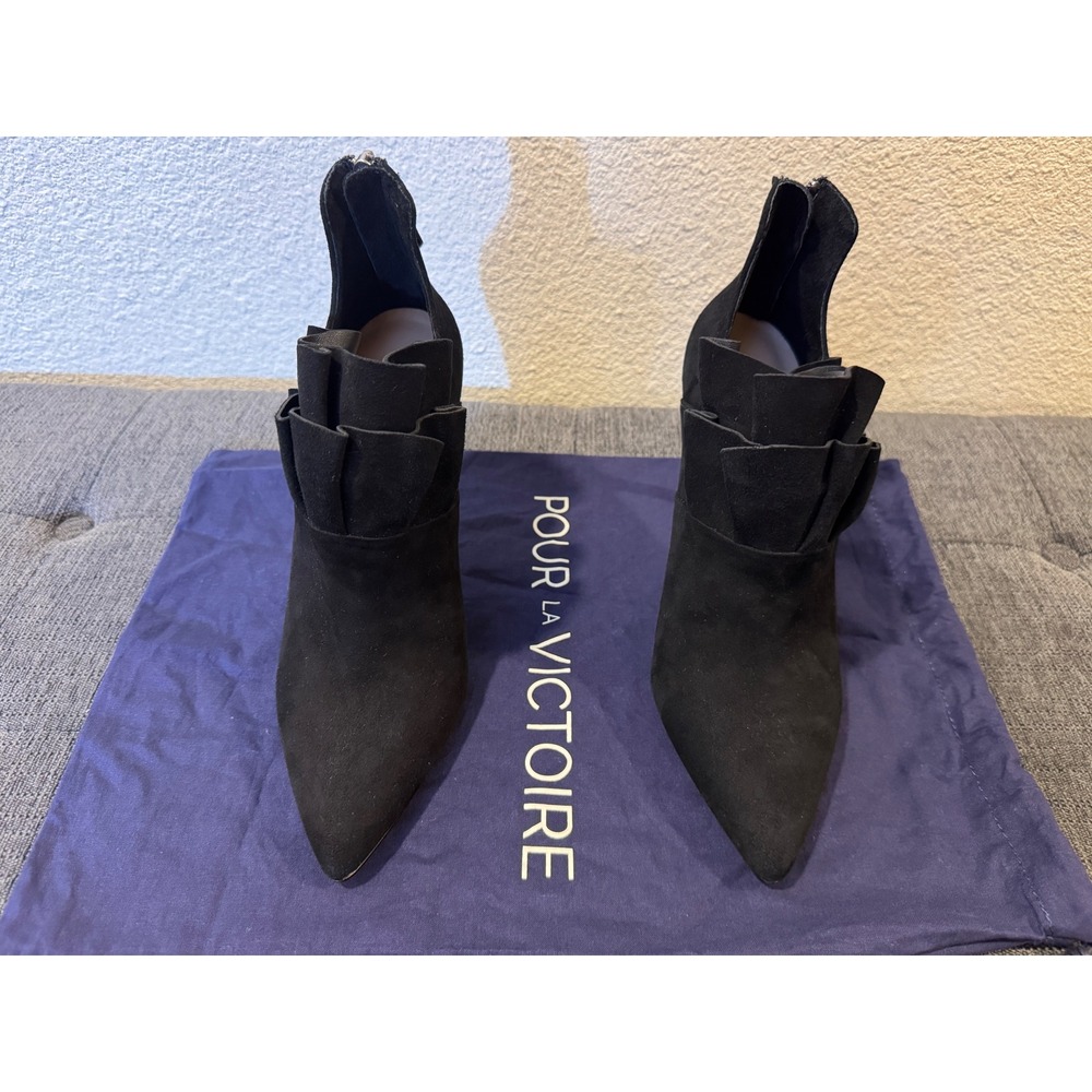 Pour La Victoire Cedraks Black Suede Ruffle Pointed Toe Stiletto Booties Size 9 - Picture 9 of 10